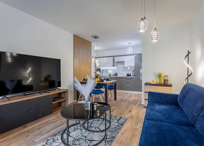 Invest Zeromskiego B3 * 斯克拉斯卡波伦巴